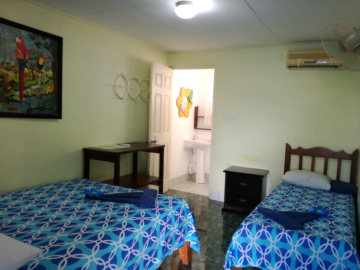 Hotel Margarita Sierpe Luaran gambar